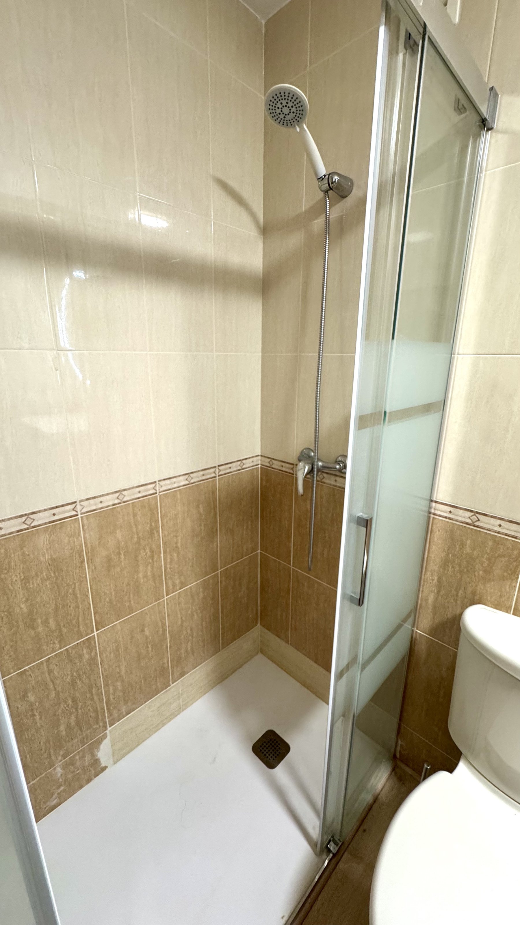 Baño — piso en alquiler en Alhama de Almería